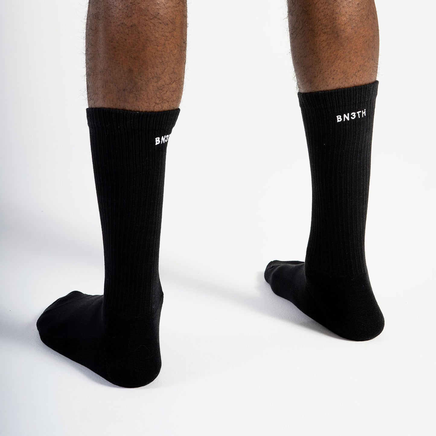 CLASSIC CREW SOCK: BLACK 3 PACK