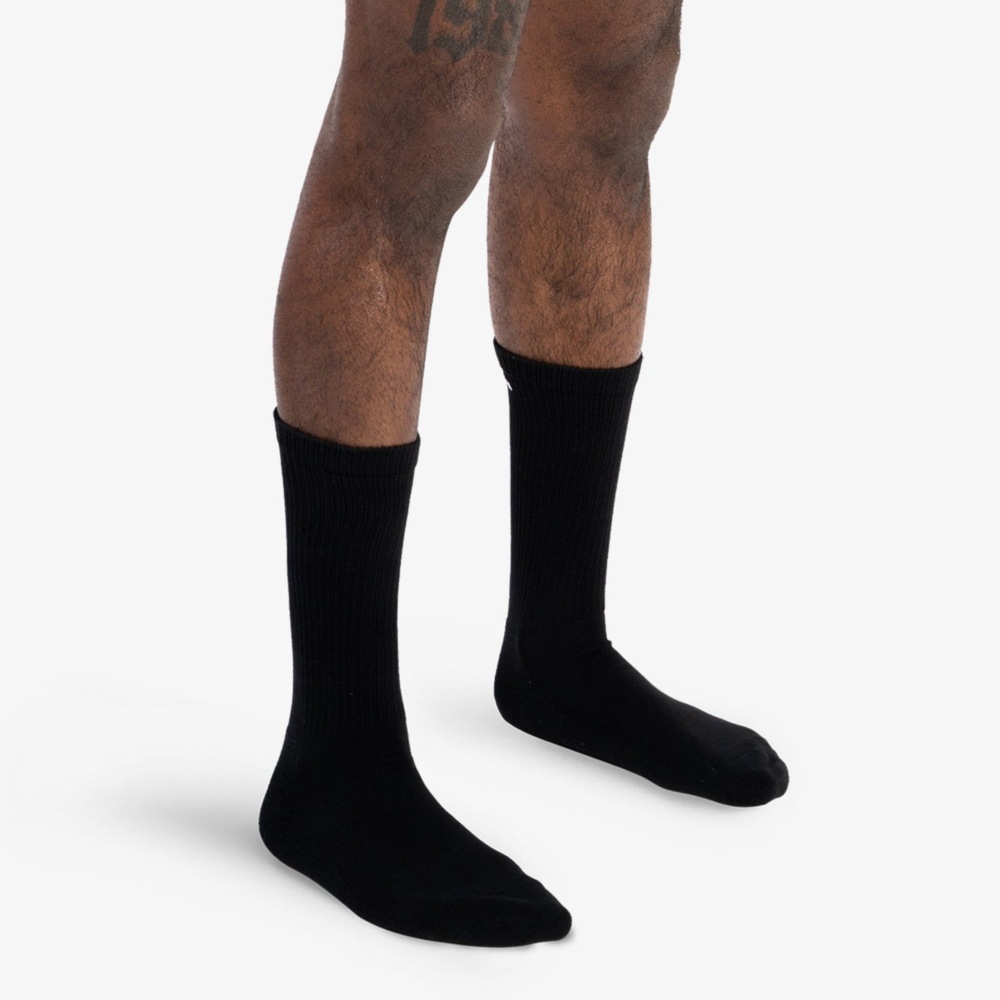 CLASSIC CREW SOCK: BLACK 3 PACK