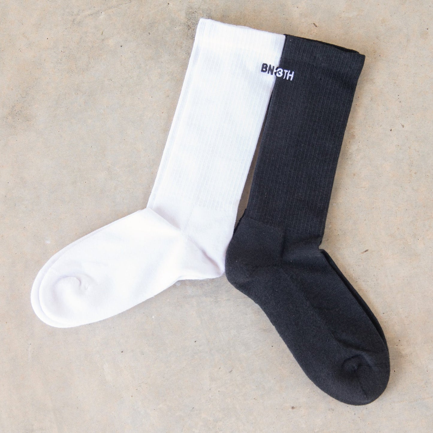 CLASSIC CREW SOCK: HEATHER GREY 3 PACK